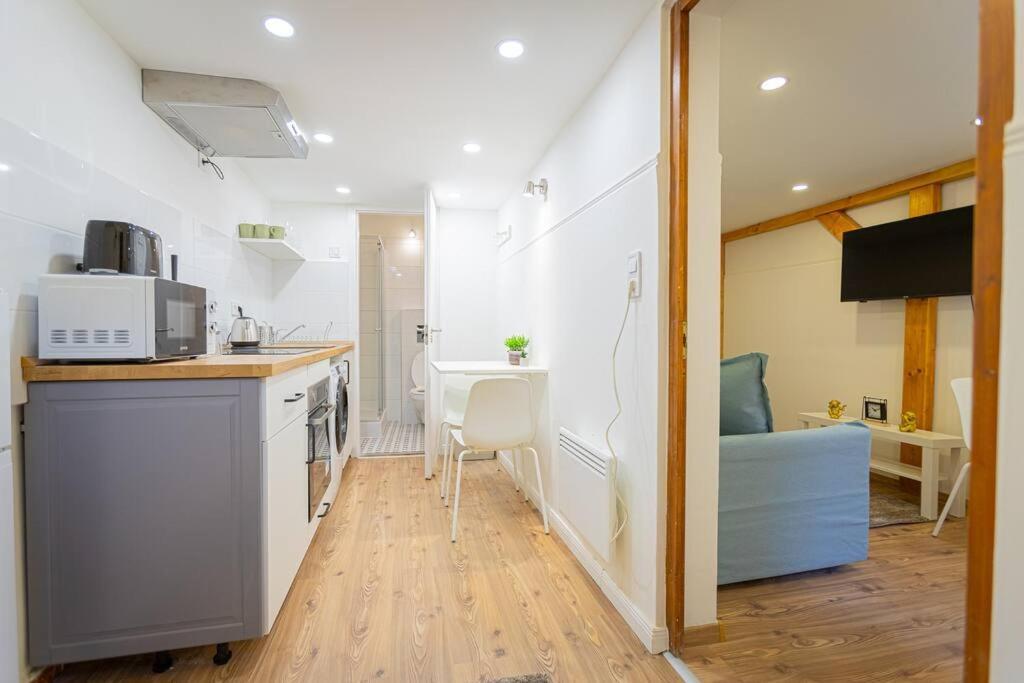 2 Bedroom Apartment In The Dob Street, Emerald Budapeszt Zewnętrze zdjęcie